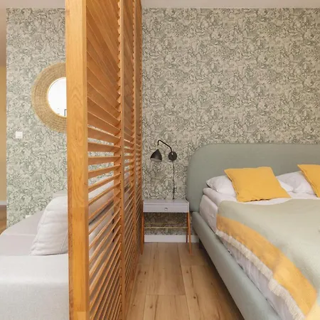 Sierakowskiego By Renters Апартаменты *
