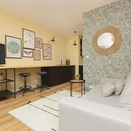 Апартаменты Sierakowskiego By Renters *